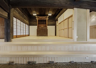 広間